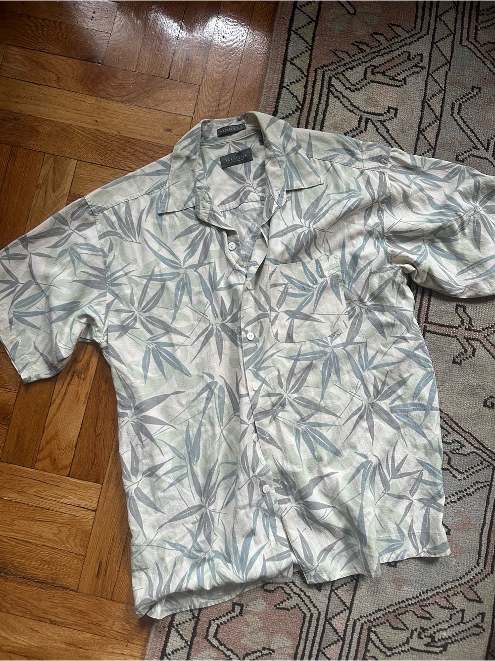 Van Heusen Light Green and Gray Leaf-Print Short Sleeve Button-Down